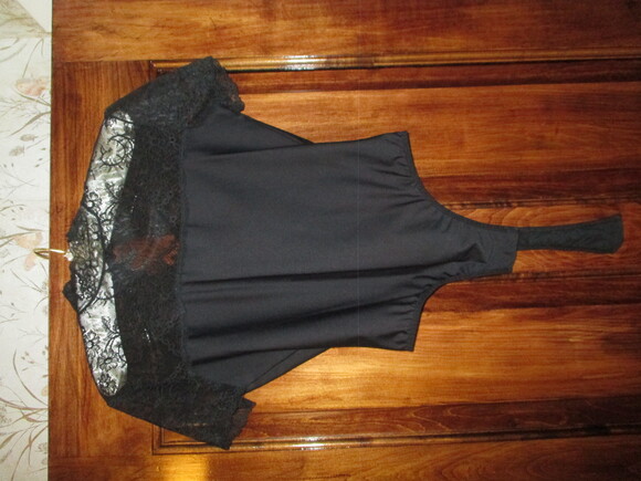 Cache Bodysuit/80's - Picture 2 of 5